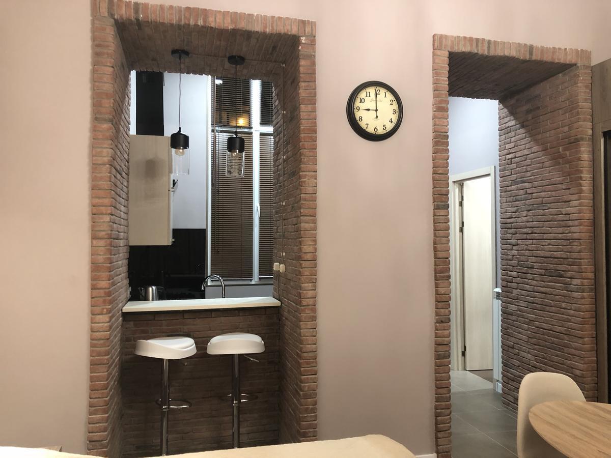 Old Tbilisi Metekhi One Room Extérieur photo